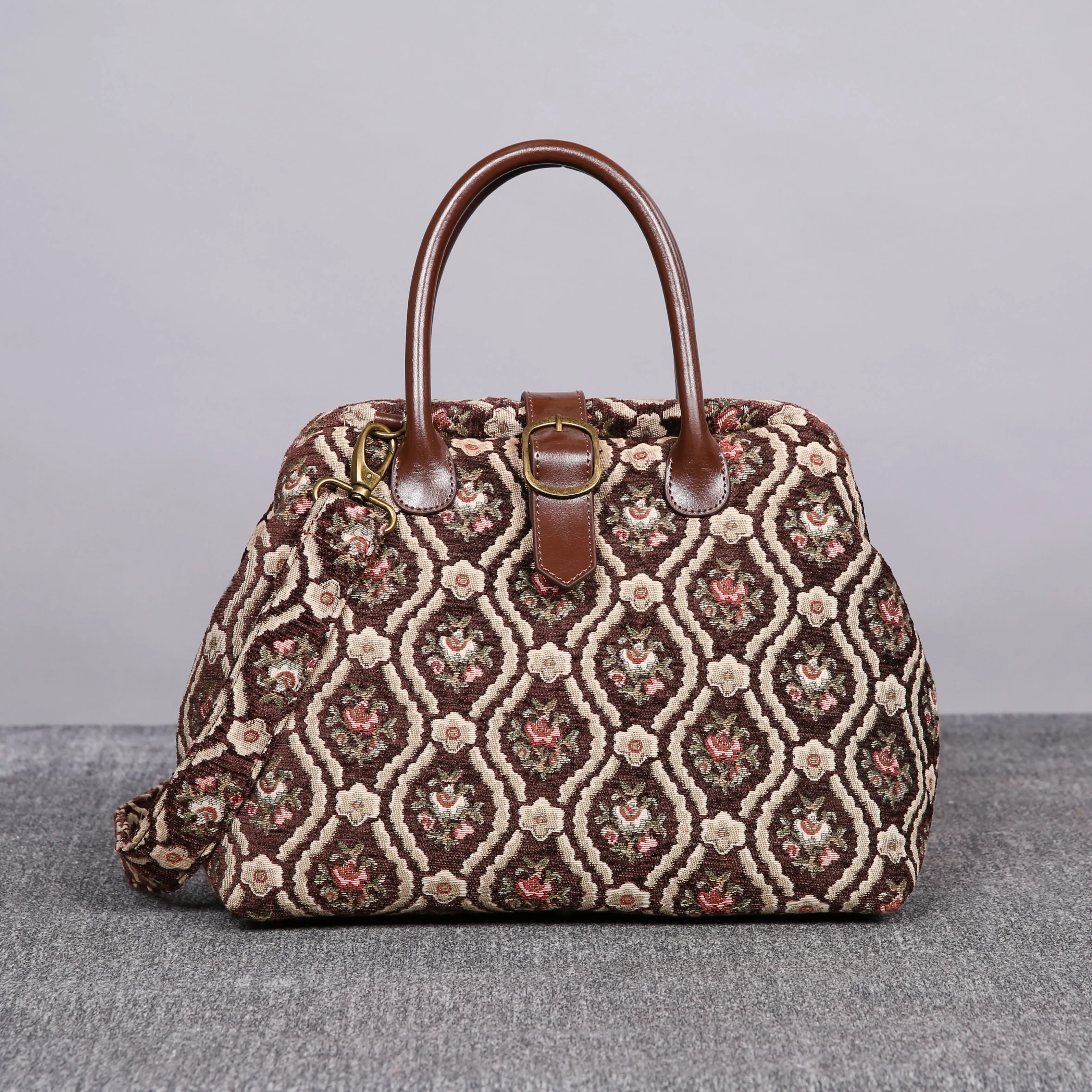 Carpet Purse Traditional Coffee