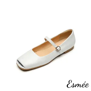 Extra Soft Leather Maryjanes with Squared Toe Design
