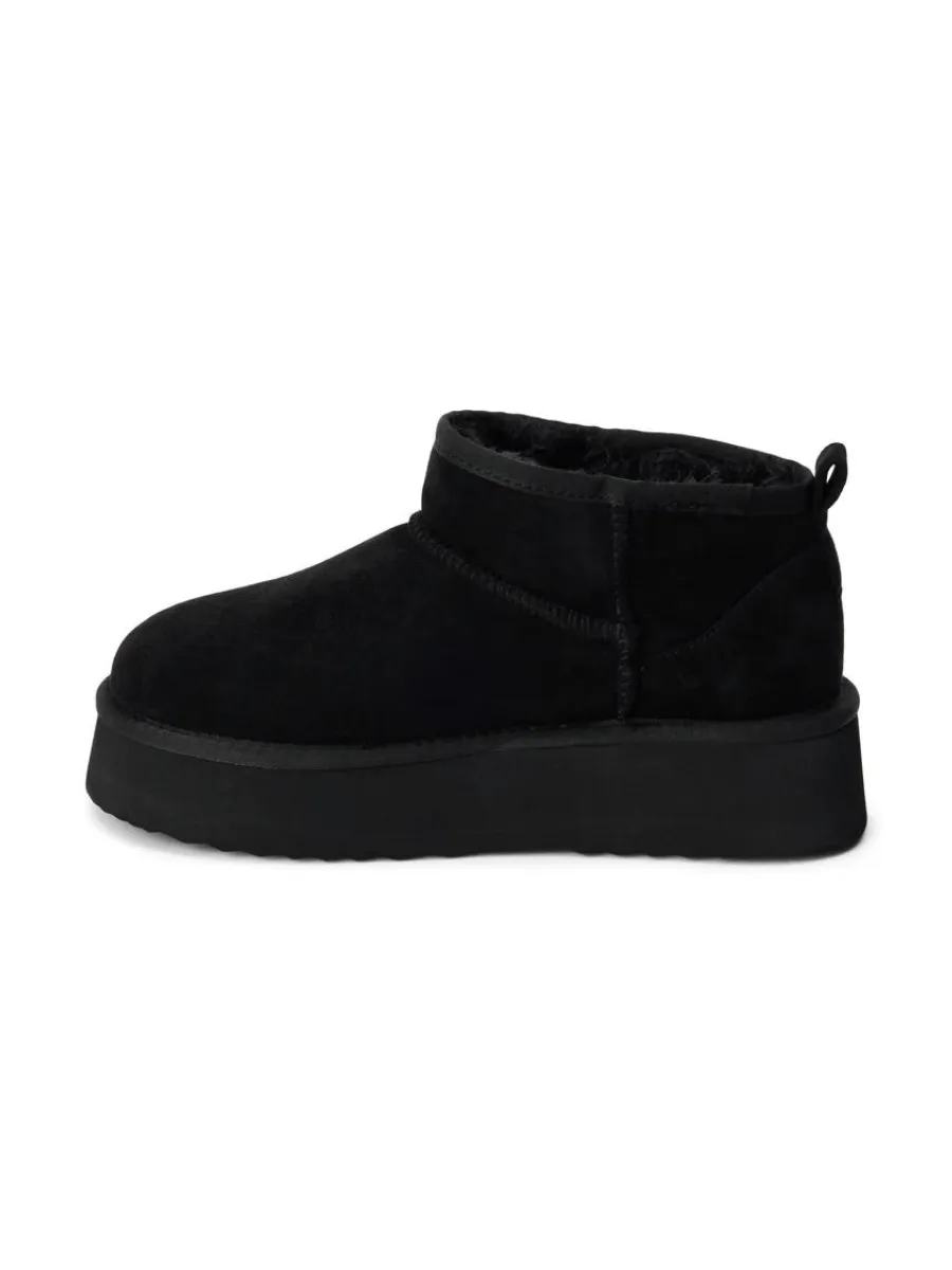 Matisse Breckenridge Boot - Black