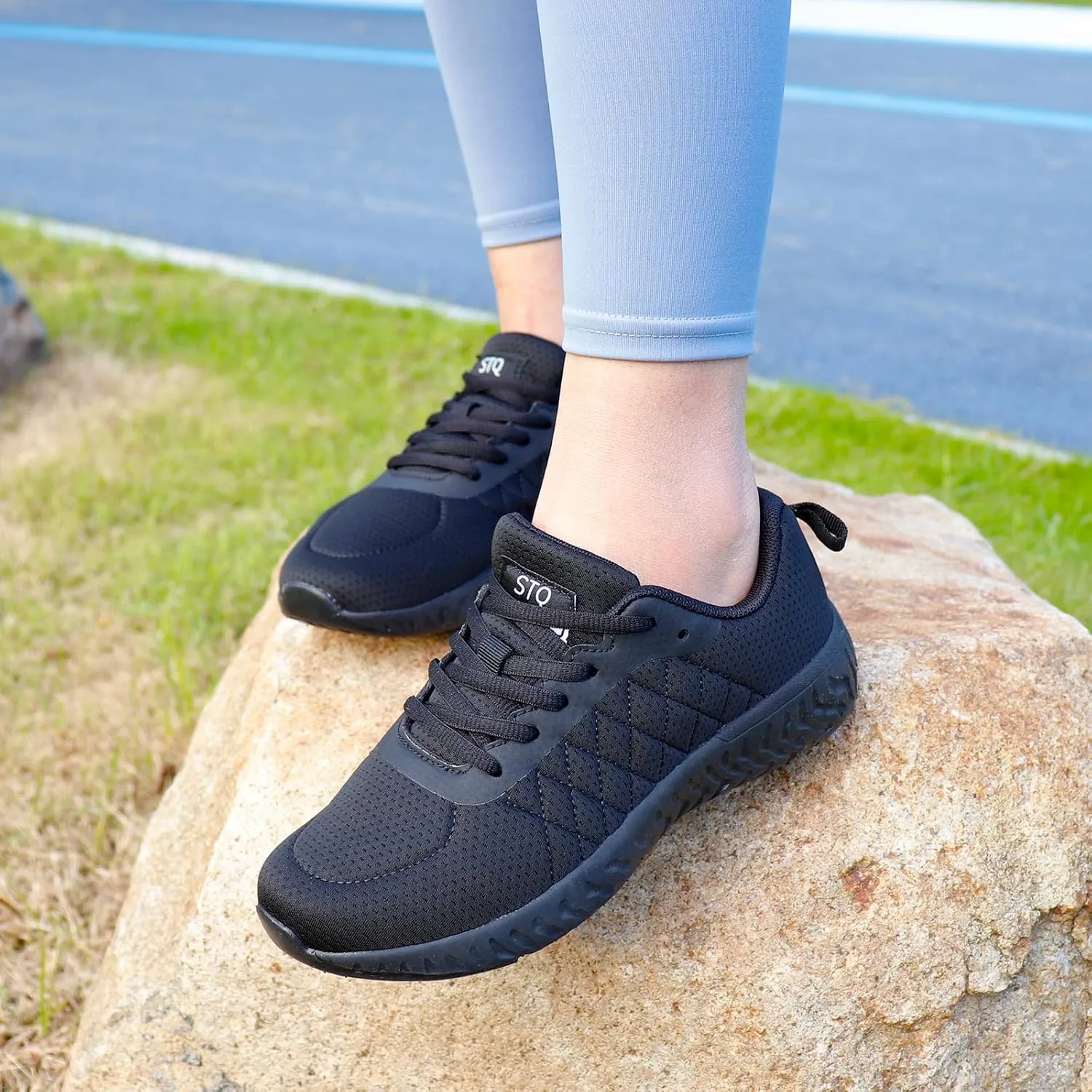 STQ Walking Shoes for Women Lace Up Lightweight Tennis Shoes