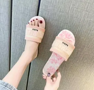 Women's Fashionable Low Cut Outdoor Wear Sandals   B5782576